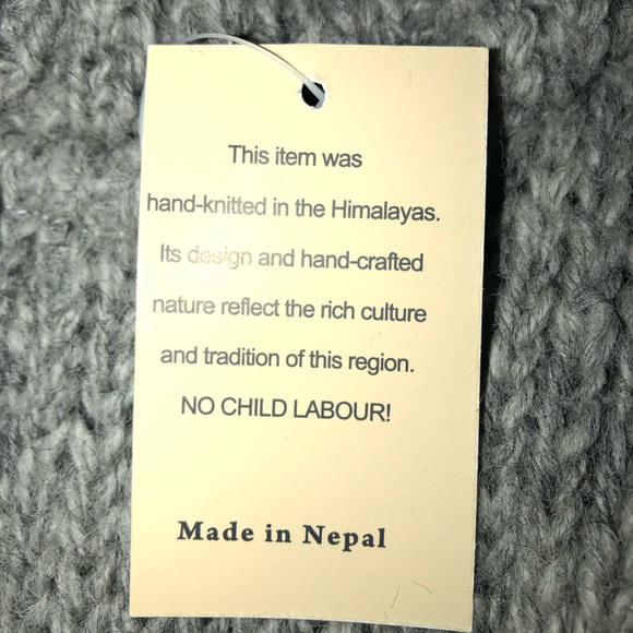 Balta Cozy Gray Bear Sweater - Picture 6 of 8